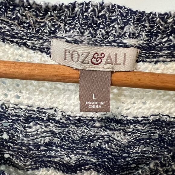 Roz & Ali Sweater - Picture 2 of 4